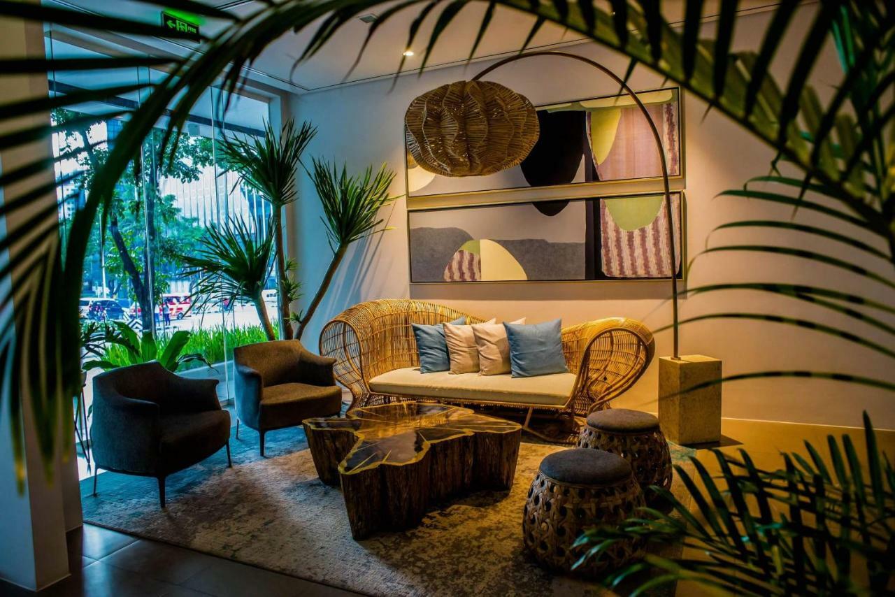 Apartment Solinea Tower2 Unit Right Across Ayala Mall + Wifi Cebu
